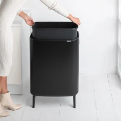 Brabantia - Bo Touch Bin Hi 60 L Matt Black -Brabantia Winkel 1200x1200 257