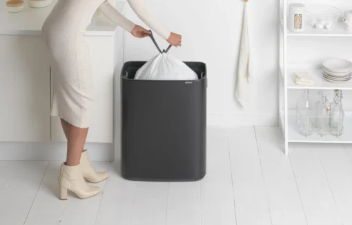 Brabantia Bo Touch Bin Prullenbak - 60 L - Matt Black -Brabantia Winkel 1200x766 11