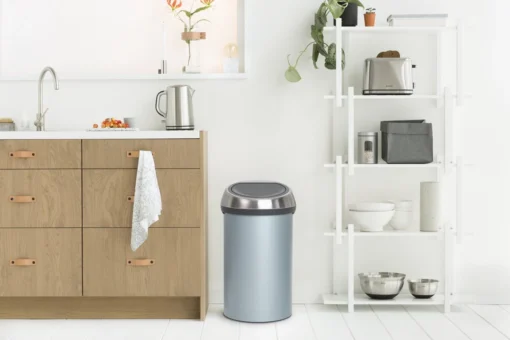 Brabantia Touch Bin Prullenbak - 60 L - Metallic Mint / Matt Steel Fingerprint Proof Deksel -Brabantia Winkel 1200x799 102