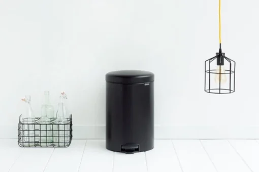 Brabantia NewIcon Prullenbak - 20 L - Matt Black -Brabantia Winkel 1200x800 47