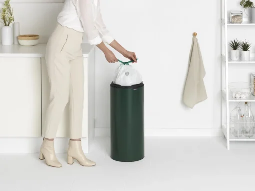 Brabantia Touch Bin Prullenbak - 30 L - Pine Green -Brabantia Winkel 1200x899 2