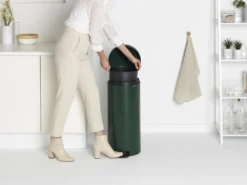 Brabantia NewIcon Prullenbak - 30 L - Pine Green -Brabantia Winkel 1200x899 33