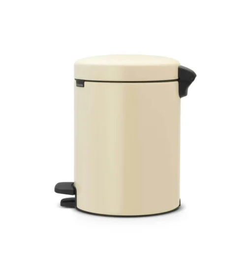 Brabantia Pedaalemmer NewIcon 5 Liter Almond OP=OP -Brabantia Winkel 833c6ed37133291c05a5ddb76a7e98ba