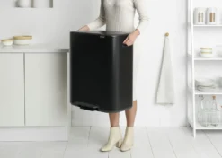 Brabantia Bo Pedaalemmer 60 Liter Matt Black -Brabantia Winkel Bo Pedal Bin 60L Matt Black 8710755211362 Brabantia 300dpi 7103x5074px 6 NR 17068 1