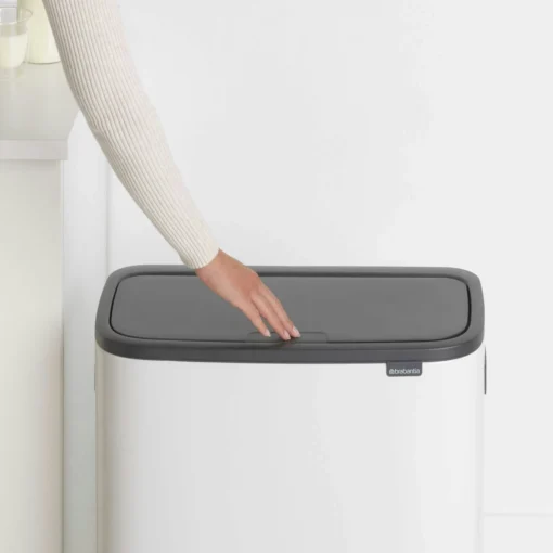 Brabantia Bo Touch Bin 2x30 Liter Wit -Brabantia Winkel Bo Touch Bin 2 x 30L White 8710755221408 Brabantia 300dpi 2401x2401px 6 NR 14405