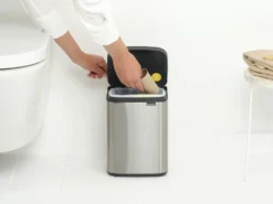 Brabantia Bo Touch Bin 4 Liter Met Kunststof Binnenemmer Matt Steel Fpp -Brabantia Winkel Bo Waste Bin 4L Matt Steel Fingerprint Proof 8710755222849 Brabantia 300dpi 3912x2934px 6 NR 30321