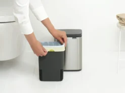 Brabantia Bo Touch Bin 4 Liter Met Kunststof Binnenemmer Matt Steel Fpp -Brabantia Winkel Bo Waste Bin 4L Matt Steel Fingerprint Proof 8710755222849 Brabantia 300dpi 3912x2934px 6 NR 30324