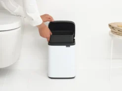 Brabantia Bo Touch Bin 4 Liter Met Kunststof Binnenemmer White -Brabantia Winkel Bo Waste Bin 4L White 8710755222344 Brabantia 300dpi 3912x2934px 6 NR 30278