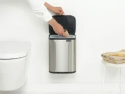 Brabantia Bo Touch Bin 7 Liter Met Kunststof Binnenemmer Matt Steel Fpp -Brabantia Winkel Bo Waste Bin 7L Matt Steel Fingerprint Proof 8710755222962 Brabantia 300dpi 4810x3608px 6 NR 30358