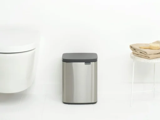 Brabantia Bo Touch Bin 7 Liter Met Kunststof Binnenemmer Matt Steel Fpp -Brabantia Winkel Bo Waste Bin 7L Matt Steel Fingerprint Proof 8710755222962 Brabantia 300dpi 4810x3608px 6 NR 30365