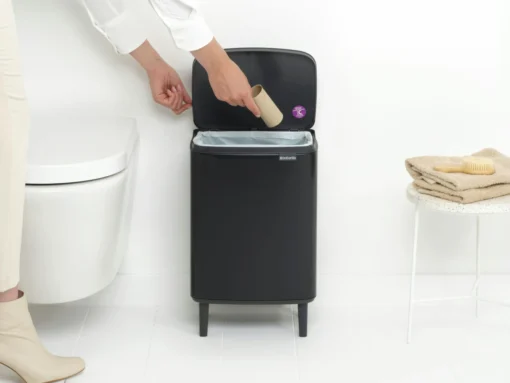 Brabantia Bo Hi Afvalemmer 12 Liter Matt Black -Brabantia Winkel Bo Waste Bin Hi 12L Matt Black 8710755227226 Brabantia 300dpi 5180x3885px 6 NR 30455