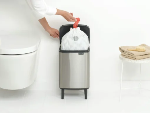 Brabantia Bo Hi Afvalemmer 7 Liter Matt Fpp -Brabantia Winkel Bo Waste Bin Hi 7L Matt Steel Fingerprint Proof 8710755227189 Brabantia 300dpi 5180x3885px 6 NR 30443 2023 05 19 101741 chay