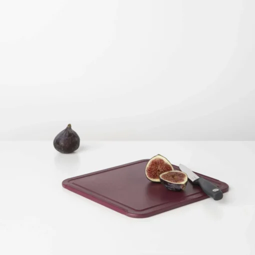 Brabantia Snijplank M Tasty+ Aubergine Red -Brabantia Winkel Chopping Board Medium TASTY Aubergine Red 8710755123122 Brabantia 300dpi 4480x4480px 6 NR 15389