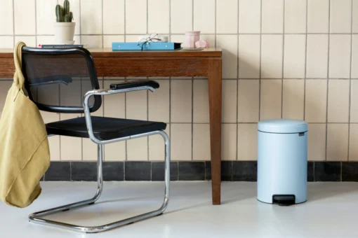 Brabantia Pedaalemmer Newlcon 12 Liter Dreamy Blue -Brabantia Winkel NewIcon Pedal Bin 12L Dreamy Blue 8710755202483 Brabantia 96dpi 6720x4480px 6 NR 27341