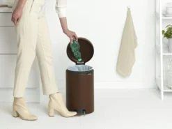 Brabantia Pedaalemmer Newlcon 12 Liter Mineral Cosy Brown -Brabantia Winkel NewIcon Pedal Bin 12L Mineral Cosy Brown 8710755208560 Brabantia 300dpi 4683x3512px 6 NR 27209