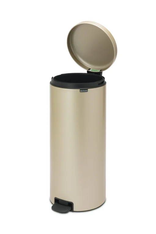 Brabantia Pedaalemmer NewIcon 30 Liter Champagne -Brabantia Winkel NewIcon Pedal Bin 30L Metallic Gold 8710755304484 Brabantia 300dpi 5000x7500px 6 NR 21974