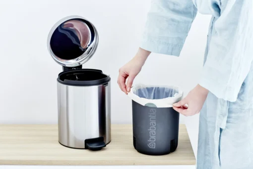 Brabantia Pedaalemmer Newlcon 5 Liter Matt Steel Fingerprint Proof -Brabantia Winkel NewIcon Pedal Bin 5L Matt Steel Fingerprint Proof 8710755112102 Brabantia 5666x3777px 6 NR 10839