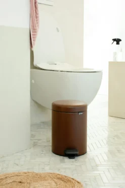 Brabantia Pedaalemmer Newlcon 5 Liter Mineral Cosy Brown -Brabantia Winkel NewIcon Pedal Bin 5L Mineral Cosy Brown 8710755208546 Brabantia 240dpi 4480x6720px 6 NR 26453