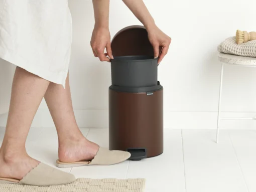 Brabantia Pedaalemmer Newlcon 5 Liter Mineral Cosy Brown -Brabantia Winkel NewIcon Pedal Bin 5L Mineral Cosy Brown 8710755208546 Brabantia 300dpi 4777x3583px 6 NR 27200