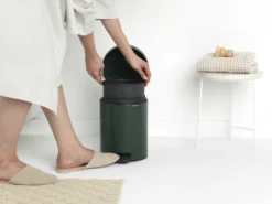 Brabantia Pedaalemmer NewIcon 5 Liter Pine Green -Brabantia Winkel Pedal Bin newIcon 5L Pine Green 8710755304026 Brabantia 300dpi 6478x4860px 6 NR 20783