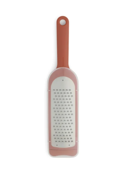 Brabantia Tasty+ Rasp Grof Met Beschermhoes -Brabantia Winkel Tasty Coarse Grater plus Cover Terracotta Pink 8710755120985 Brabantia 300dpi 5386x7181px 6 NR 15152