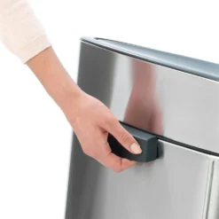 Brabantia Touch Bin New Matt Steel 40 Liter -Brabantia Winkel Touch Bin New 40L Matt Steel 8710755114823 Brabantia 1000x1000px 7 NR 3676