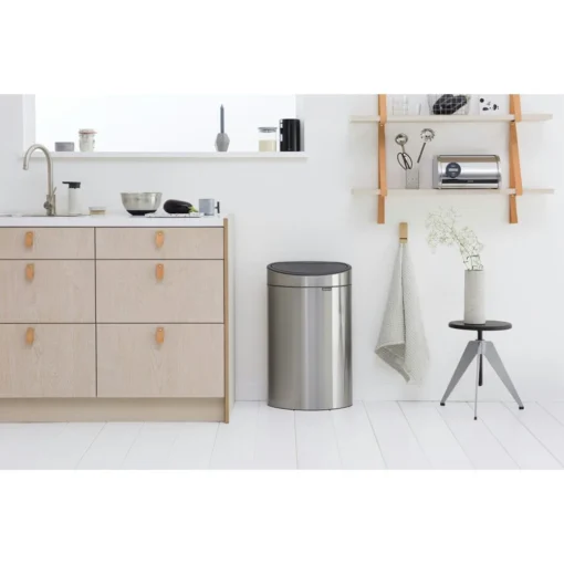 Brabantia Touch Bin New Matt Steel 40 Liter -Brabantia Winkel Touch Bin New 40L Matt Steel 8710755114823 Brabantia 96dpi 1000x1000px 7 NR 13301