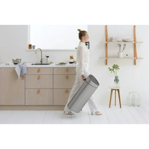 Brabantia Touch Bin New Matt Steel 40 Liter -Brabantia Winkel Touch Bin New 40L Matt Steel 8710755114823 Brabantia 96dpi 1000x1000px 7 NR 13307