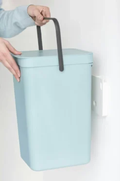 Brabantia Sort & Go Afvalemmer 16 Liter Mint OP=OP -Brabantia Winkel d60a9b8a28e55040312c508199af40fa